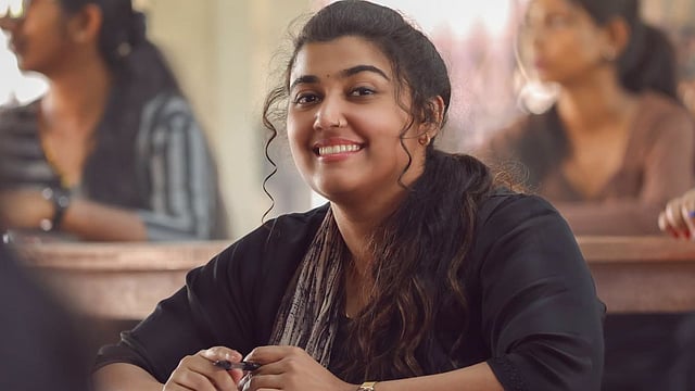 'വിസ്മയ തൂക്കി, പുലിയ്ക്ക് പിറന്നത് പൂച്ചക്കുട്ടി ആകില്ലല്ലോ! അച്ഛനൊപ്പം മകളുടെ കിന്റല്‍ ഇടി'; ആദ്യ പ്രതികരണങ്ങള്‍