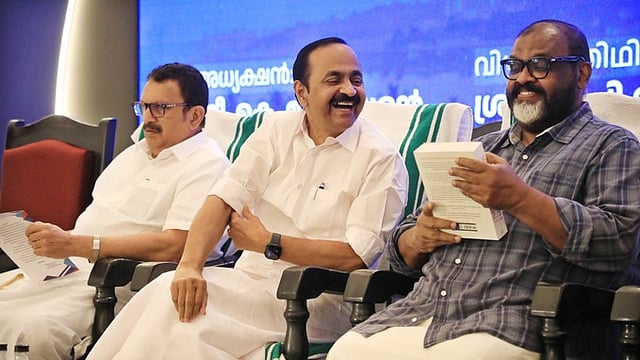 എന്ഡോസള്ഫാന് ദുരിതബാധിതര്ക്ക് നല്കിയ വാക്ക് പാലിച്ച് സര്ക്കാര്; 'സ്നേഹസാന്ത്വനം' പദ്ധതിക്ക് 14.40 കോടി രൂപയുടെ ഭരണാനുമതി