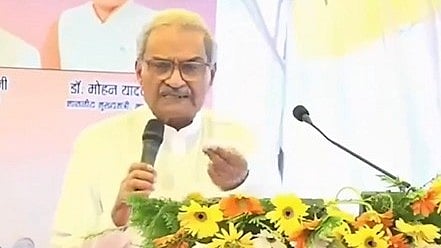 'നിന്റെയൊക്കെ അച്ഛൻറെ വീട്ടിൽ നിന്ന് കൊണ്ടുവരുമോ ശുദ്ധമായ പെട്രോൾ?': ഇ20 പെട്രോൾ വിമർശകർക്കെതിരെ ബിജെപി എംപി