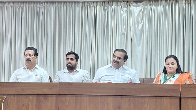 'വന്ദേമാതരത്തെ എതിർക്കുന്നത് അടുത്ത വിഭജനത്തിനുള്ള വിത്തുപാകൽ': പി കെ കൃഷ്ണദാസ്