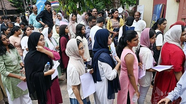 പ്ലസ് ടു ഓണപ്പരിക്ഷ ടൈം ടേബിളിൽ മാറ്റം; പുതുക്കിയ തീയതി ഇങ്ങനെ