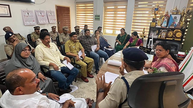 ഓണത്തിരക്ക് നിയന്ത്രിക്കാൻ കണ്ണൂർ നഗരത്തിൽ കർശന ട്രാഫിക്-പാർക്കിംഗ് പരിഷ്കാരം; മൾട്ടിലെവൽ കാർ പാർക്കിംഗിൽ ആഗസ്റ്റ് 31 വരെ സൗജന്യം