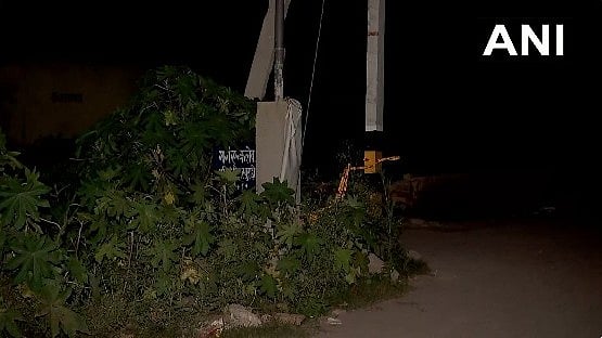 പെണ്കുട്ടിയുടെ മൃതദേഹം സ്യൂട്ട്കേസില് വഴിയോരത്ത് ഉപേക്ഷിച്ച നിലയില് ; ബന്ധു അറസ്റ്റില്