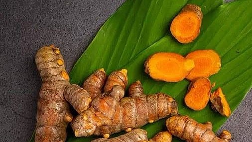 'മഞ്ഞളിനെ കുറിച്ച് വേവലാതി വേണ്ട, ആധുനിക പഠനങ്ങൾ നടക്കട്ടെ'; വൈറലായി ഡോക്ടറുടെ കുറിപ്പ്
