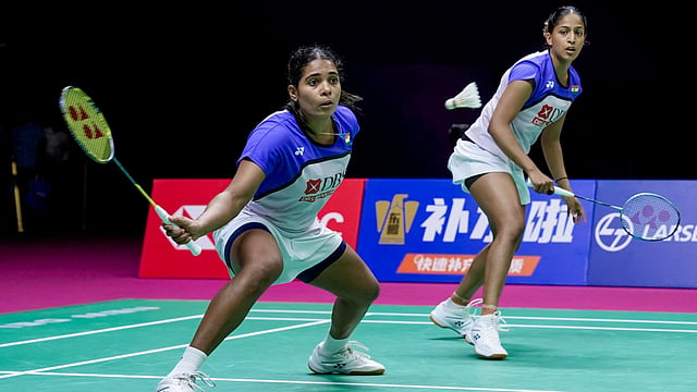 ട്രീസ- ഗായത്രി സഖ്യം പൊരുതി വീണു; ലോക ബാഡ്മിന്റണിൽ വെങ്കലം ഉറപ്പിച്ച് ഇന്ത്യ