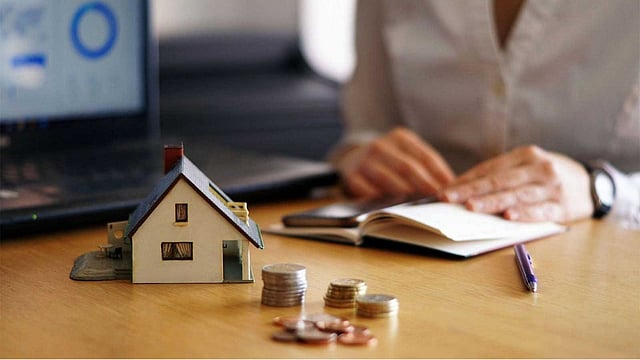 കൈയില്‍ എമര്‍ജന്‍സി ഫണ്ട് ഉണ്ടോ? ജോലി അനുസരിച്ച് എത്ര തുക വേണം? വിശദാംശങ്ങള്‍
