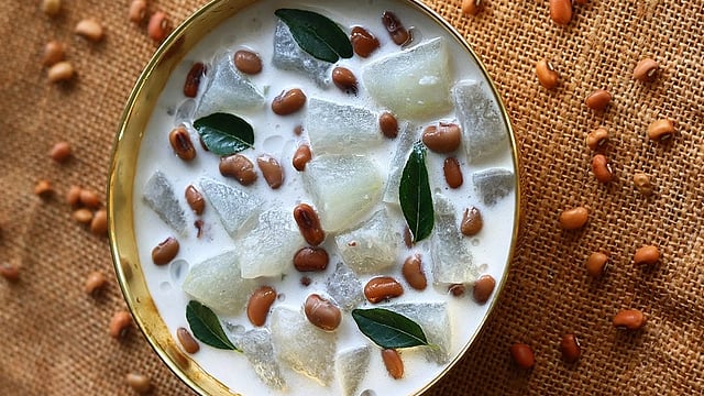 ഓണസദ്യയിൽ ഓലന് ഉപ്പിടാറില്ലേ? ആ രഹസ്യത്തിന് പിന്നിലൊരു കാര്യമുണ്ട്