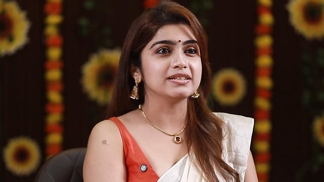 'ആ ചോദ്യം വീട്ടിൽ നിന്നു പോലും കേൾക്കേണ്ടി വന്നിട്ടുണ്ട്, അത് കുറച്ച് ബുദ്ധിമുട്ടാണ്'; നടി മാനസ