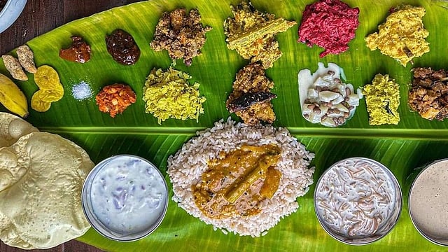 അടുക്കളയിൽ മെനക്കെടേണ്ട, ഓണസദ്യ പാർസൽ വാങ്ങുമ്പോൾ ശ്രദ്ധിക്കേണ്ട 9 കാര്യങ്ങൾ