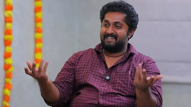 'പൊട്ട സിനിമ ചെയ്താൽ ഞാൻ പൊട്ടനാണെന്നാ ഇവരുടെ വിചാരം; എന്റെ പടം ചെയ്ത് പണം വെളുപ്പിക്കേണ്ട ഗതികേട് ഇവിടുത്തെ ഏത് കോടീശ്വരനാ ഉള്ളത് ?'