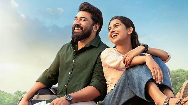 'അബ്‌സല്യൂട്ട് അയ്യപ്പാ...'; രണ്ടാഴ്ചയാകും മുമ്പ് ലോകയെ വെട്ടി; നിവിന്‍ പോളിയുടെ ആദ്യ 200 കോടി 