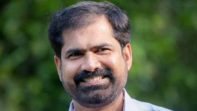 സനീഷ് കുമാർ ജോസഫിനെതിരായ വിജിലൻസ് കേസ്: പരാതിക്കാരന് ഫോണിലൂടെ വധഭീഷണി