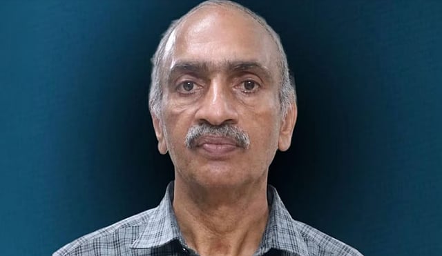 കൈക്കൂലി കേസില്‍ ഇടനിലക്കാരന്‍; കൊച്ചിയില്‍ മുന്‍ ഡെപ്യൂട്ടി കലക്ടര്‍ അറസ്റ്റില്‍
