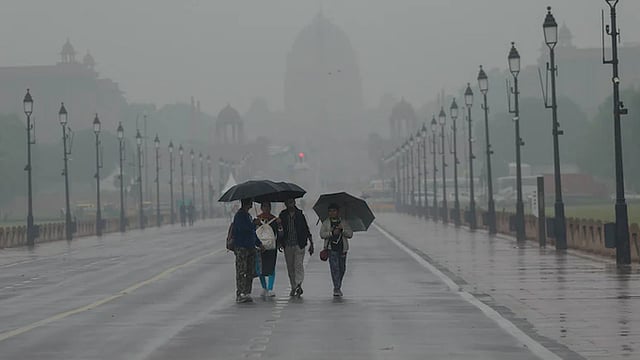 തെക്കുപടിഞ്ഞാറന് കാലവര്ഷം പിൻവാങ്ങുന്നു; രാജ്യത്ത് ഇതുവരെ 15 ശതമാനം മഴക്കുറവ്