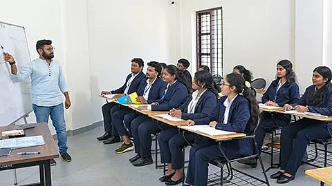 KITTS: കിറ്റ്‌സിൽ പ്രൊഫസർ, റിസർച്ച് അസോസിയേറ്റ് ഒഴിവുകൾ; അവസാന തീയതി സെപ്റ്റംബർ 9