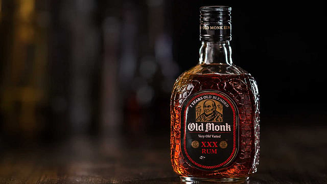 ഓള്ഡ് മങ്കിന്റെ ലേബലിലെ '7 years old blended' എന്ന അവകാശവാദവും കോടതിയുടെ വിമര്ശനത്തിന് കാരണമായി