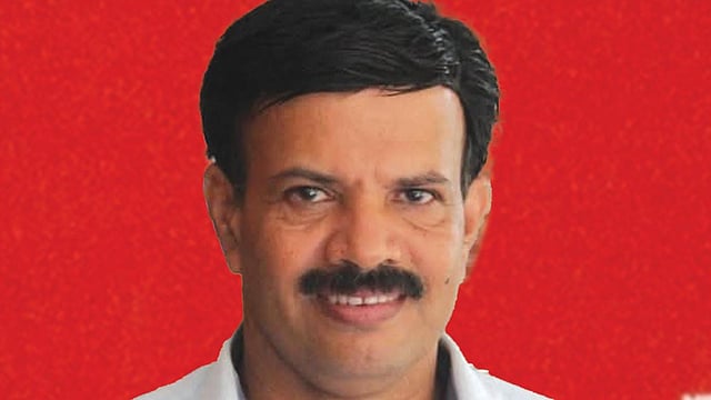 ബൈക്കപകടത്തിൽ ഗുരുതരമായി പരിക്കേറ്റ സിപിഎം നേതാവ് കെ. സതീശൻ ചികിത്സയിലിരിക്കെ അന്തരിച്ചു