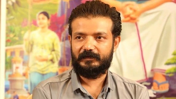 'വിവാഹമോചനത്തിന് ശേഷം അച്ഛനും അമ്മയ്ക്കുമൊപ്പമാണ് ഞാൻ; ആക്ടിവിറ്റി അവർക്ക് കൂട്ടി കൊടുക്കും'