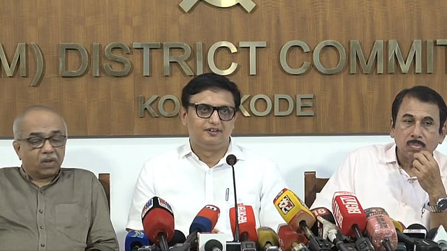 വീണ എന്താണ് മിണ്ടാത്തത്?; മകളെ ഹവാല കേസില്‍ കുടുക്കുമെന്ന് പറഞ്ഞപ്പോഴാണ് വാരിസ് എന്റെ പേര് പറഞ്ഞത്; വിശദീകരണവുമായി മുഹമ്മദ് റിയാസ്
