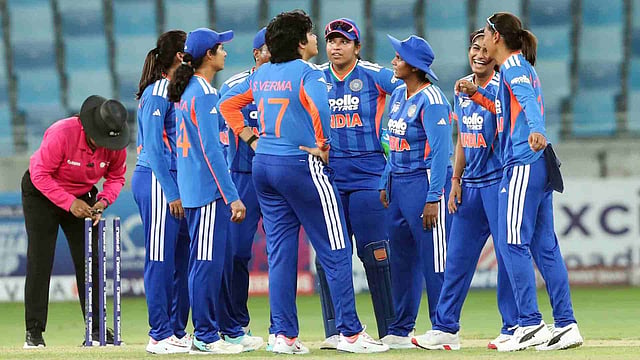 വനിത ഏഷ്യ കപ്പില്‍ ജൈത്രയാത്ര തുടരാന്‍ ഇന്ത്യ; സെമിയില്‍ ടോസ് ബംഗ്ലാദേശിന്, ആദ്യം ഫീല്‍ഡ് ചെയ്യും
