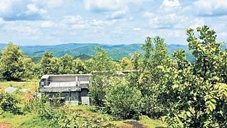 കാസർകോടിന്റെ പ്രകൃതിഭംഗി തൊട്ടറിയാൻ 'പൊസഡി ഗുംപെ'; വിനോദസഞ്ചാര കേന്ദ്രമായി വികസിപ്പിക്കാൻ ഡിടിപിസി
