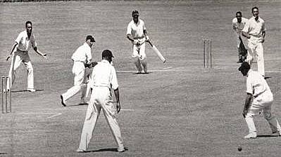 മത്സരം നീണ്ടത് 10 ദിവസം, പിറന്നത് 1981 റൺസ്; ​ഗിന്നസ് റെക്കോർഡിട്ട, ആരും ജയിക്കാത്ത ഒരു ടെസ്റ്റ് ക്രിക്കറ്റ് പോരാട്ടം! 