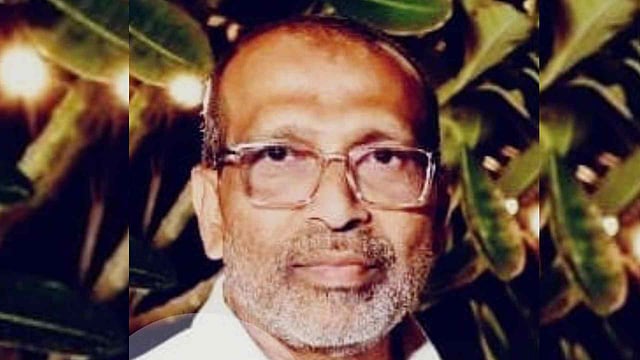 കണ്ണൂർ വിമാനത്താവളത്തിൽ അബൂദാബി യാത്രയ്ക്കെത്തിയ മലയാളി കുഴഞ്ഞുവീണ് മരിച്ചു