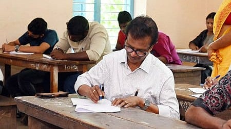 പത്താം തരം മുതൽ ഹയർ സെക്കൻഡറി വരെ തുല്യതാ പഠനം; സ്പോട്ട് അഡ്മിഷൻ സെപ്റ്റംബർ 25 വരെ !