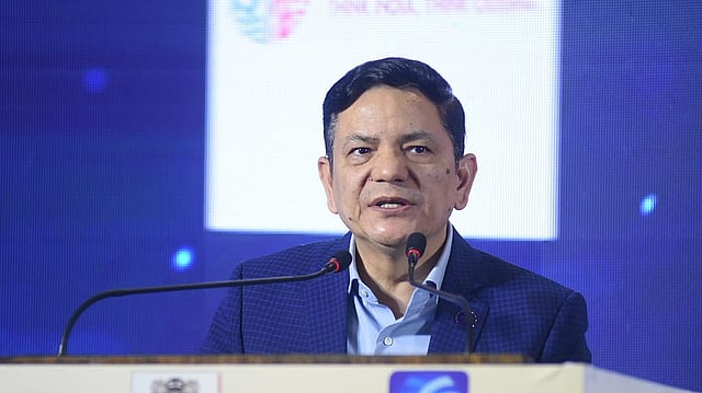 'ദുരിതയാത്രകള് മാറി, ഹെലികോപ്റ്ററില് ഇറങ്ങാം,
ഇന്ത്യയില് ആത്മീയ ടൂറിസം പ്രീമിയം നിലവാരത്തിലേക്ക് ഉയര്ന്നു'