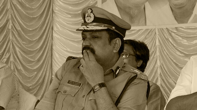 കെ ലക്ഷ്മണ, കെജി പ്രേംശങ്കര് ഐപിഎസില് നിന്ന് ജയിലില് എത്തിയവരില് തച്ചങ്കരി മൂന്നാമന്; അഴിമതിക്കേസില് ആദ്യം