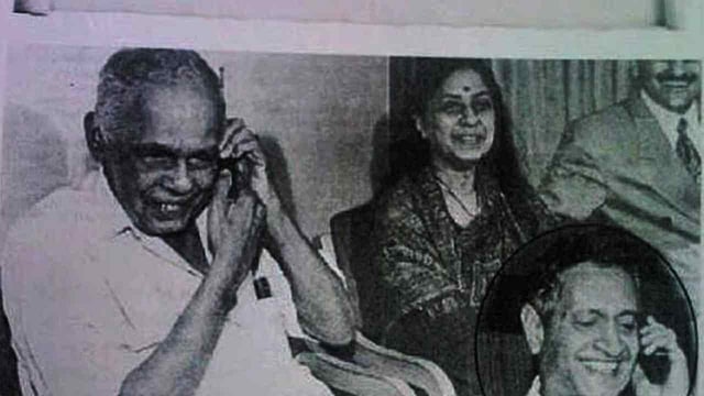 'ഹലോ കേൾക്കുന്നുണ്ടോ? തകഴിയാണ് സംസാരിക്കുന്നത്': കേരളത്തിലെ ആദ്യ മൊബൈൽ ഫോൺ വിളിക്ക് ഇന്ന് 30 വയസ്സ്