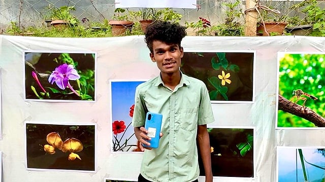 8,000 രൂപയുടെ സെക്കൻഡ് ഹാൻഡ് ഫോണിൽ വിരിഞ്ഞ മാന്ത്രികക്കാഴ്ചകൾ: അട്ടപ്പാടിയുടെ വിസ്മയം പകർത്തി ഗോകുൽ