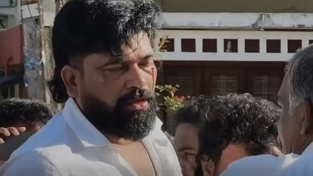 ചൂടു ചായ ദേഹത്തേക്ക് ഒഴിച്ചു, ഫാന് വലിച്ചെറിഞ്ഞു; കേരള കോണ്ഗ്രസ്സ് ജോസഫ് നേതൃയോഗത്തില് കയ്യാങ്കളി, നിരവധി പേര്ക്ക് പരിക്ക്