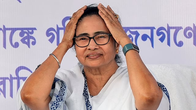 'ആയിരം വോട്ട് തികച്ച് ഇല്ലാത്ത കോണ്ഗ്രസ്; 30 വര്ഷങ്ങള്ക്ക് മുന്പ് 138 വോട്ടിന്റെ ഏകവിജയം'; നന്ദിഗ്രാമില് മമതയുടെ 'മമത' തുണയാകുമോ?