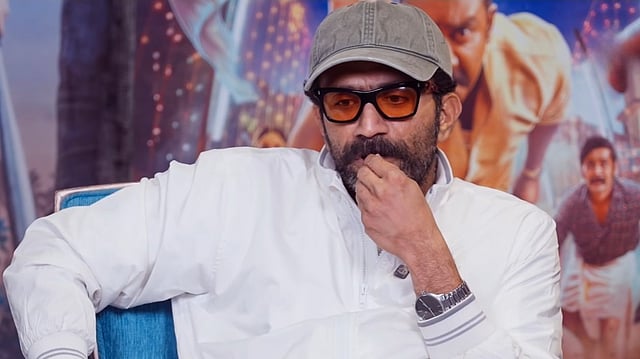 'ഭൂമിയിൽ ഒരവകാശവും ഇല്ലാത്തത് മനുഷ്യന് മാത്രമാണ്; അഞ്ച് പൈസ ചെലവില്ലാതെയാണ് ബാക്കിയെല്ലാ മൃഗങ്ങളും ജീവിക്കുന്നത്'