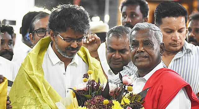 വിജയ്‌യുടെ സർക്കാരിനുള്ള പിന്തുണ പുനഃപരിശോധിക്കും: ഏകപക്ഷീയ നീക്കങ്ങൾക്കെതിരെ മുന്നറിയിപ്പുമായി സിപിഎം