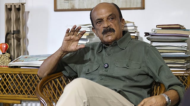 'സഭ കഴിഞ്ഞാല്‍ സ്വയം നവീകരിക്കുന്ന ബ്യൂറോക്രസി ആര്‍എസ്എസിന്; കത്തോലിക്ക സഭയുടെ തോളിലാണ് ഇരിപ്പ്'