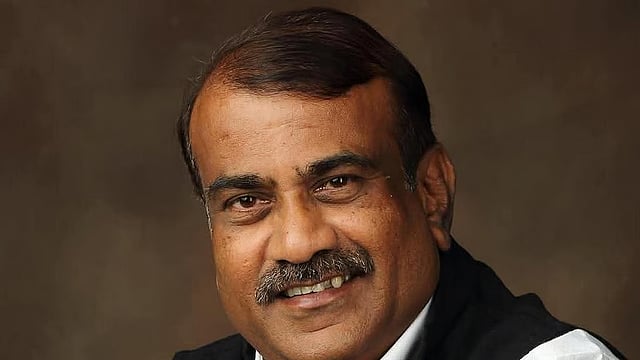 പ്രകാശ് ജാവഡേക്കറെ മാറ്റി, കേരളത്തിന്റ പ്രഭാരിയായി എം നാഗരാജ്; അനില് ആന്റണിക്ക് ഗോവയുടെയും നാഗാലാന്ഡിന്റെയും ചുമതല