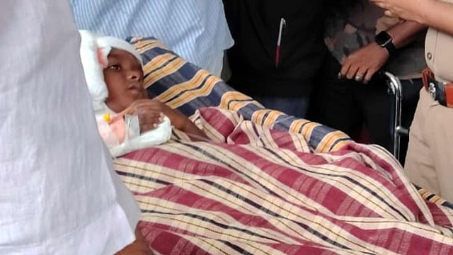 വീടിനുമുന്നില് കളിച്ചുകൊണ്ടിരുന്ന അഞ്ചു വയസുകാരനെ പുലി ആക്രമിച്ചു; തലയ്ക്ക് ഗുരുതര പരിക്ക്