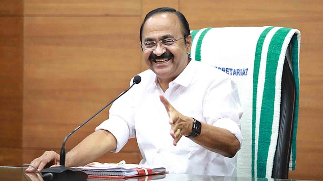 മുഖ്യമന്ത്രിയുടെ വിമാനയാത്രയുടെ സ്‌പോണ്‍സര്‍ ചിപ്‌സണ്‍ ഏവിയേഷന്‍; ചെലവാക്കിയത് 19.88 ലക്ഷം രൂപയെന്ന് രേഖകള്‍