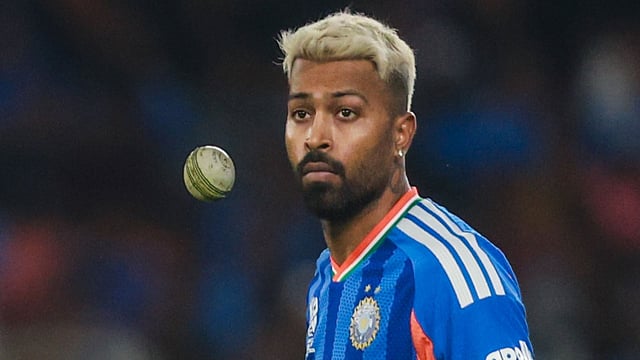 വീണ്ടും പരിക്ക്, ഹര്ദികിന്റെ തിരിച്ചു വരവ് ഇനിയും വൈകും!