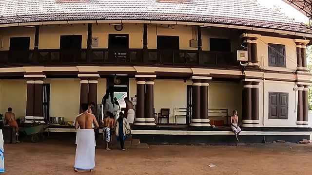 Pambummekkattu Mana