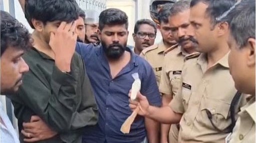 സ്കൂട്ടറില് കടത്താന് ശ്രമിച്ചത് 105 ഗ്രാം എംഡിഎംഎ; തിരുവനന്തപുരത്ത് രണ്ട് യുവാക്കള് അറസ്റ്റില്