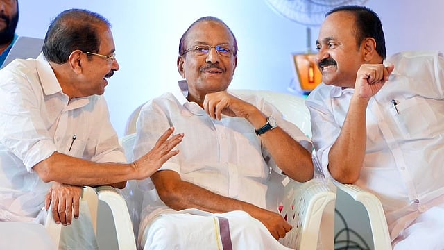 ഭരണപരിഷ്‌കാര കമ്മീഷനിലും കോണ്‍ഗ്രസ് അവകാശവാദം, എതിര്‍ത്ത് ലീഗ്; വെട്ടിലായി മുഖ്യമന്ത്രി