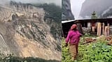 ഒറ്റനിമിഷത്തിനുള്ളില് കുത്തിയൊലിച്ചത് കൂറ്റന് മല; കണ്മുന്നില് ഭീതിയൊഴിയാത്ത കാഴ്ച; വിഡിയോ