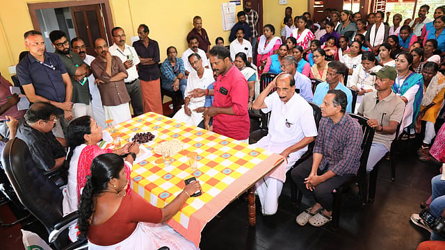 Minister KA Thulasi Aralam Farm Visit