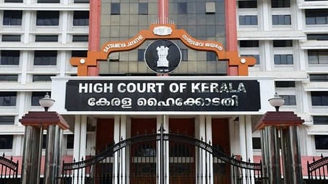 പൊലീസ് സംഘടനകളെ പിരിച്ചുവിട്ട സർക്കാർ ഉത്തരവ് ഹൈക്കോടതി റദ്ദാക്കി: നടപടി ഭരണഘടനാ വിരുദ്ധം