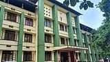  ഐഐആർഎഫ് റാങ്കിങ്ങിൽ ഒന്നാമത്; പെൺകുട്ടികൾക്ക് കിടക്കാൻ ഇടമില്ല: കോഴിക്കോട് മെഡിക്കൽ കോളജിൽ ഹോസ്റ്റൽ പ്രതിസന്ധി രൂക്ഷം