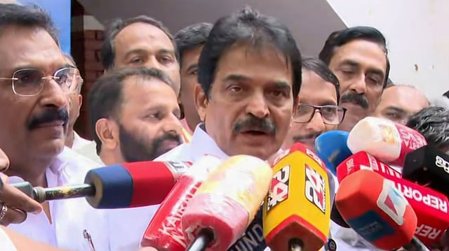 'എന്തിലും എന്നെ പ്രതിയാക്കാൻ ചിലർക്ക് ധൃതി, കുറേ തീർത്തില്ലേ, ഇനിയും വേണോ?'; അഭിപ്രായങ്ങൾ പറയേണ്ടത് പാർട്ടി വേദികളിൽ: കെ സി വേണുഗോപാൽ