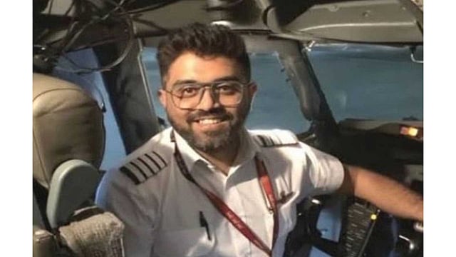 "അസാമാന്യ ധൈര്യത്തിന് ആദരവ്"; സ്മിത്ത് മച്ഛാറിന് ഒരു കോടി രൂപ പാരിതോഷികം പ്രഖ്യാപിച്ച് ഫാര്മ കമ്പനി
